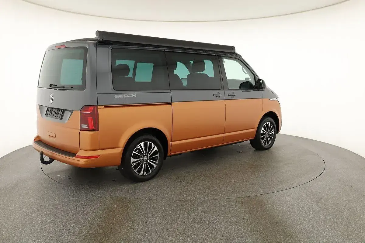 Gebraucht VW California Beach 150 PS (110 kW) 2024 Pure grey Van