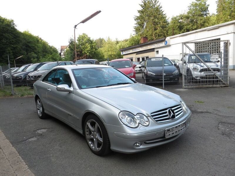 Gebraucht Mercedes CLK240 170 PS (125 kW) 2002 Silber Coupé