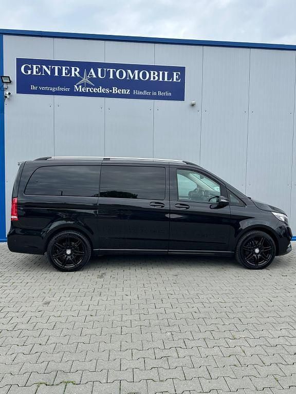 Gebraucht Mercedes V250 AMG line 190 PS (139 kW) 2018 Obsidianschwarz metallic Van / Kleinbus