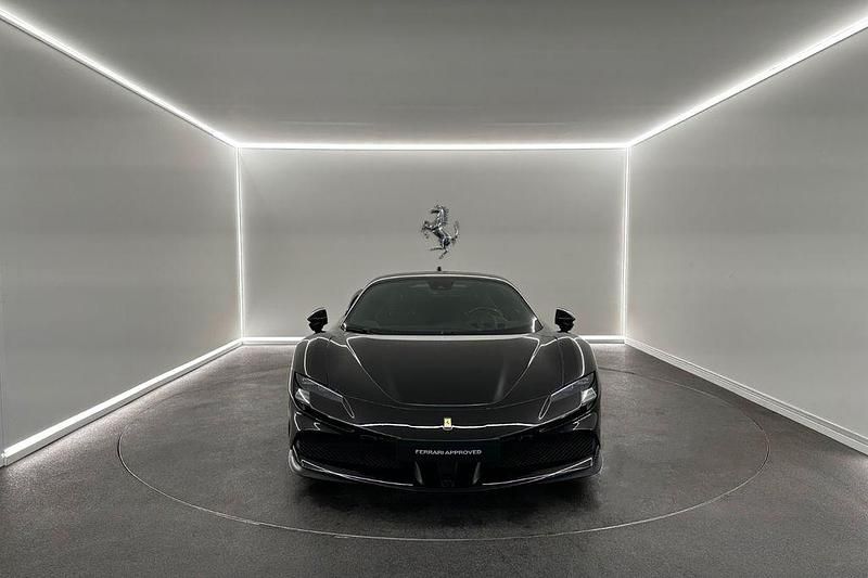 Gebraucht Ferrari SF90 2022 Schwarz