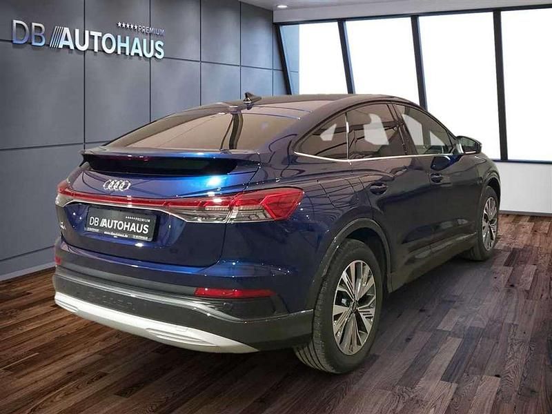 Gebraucht Audi Q4 e-tron S-Line 150 kW (204 PS) 2023 Blau SUV