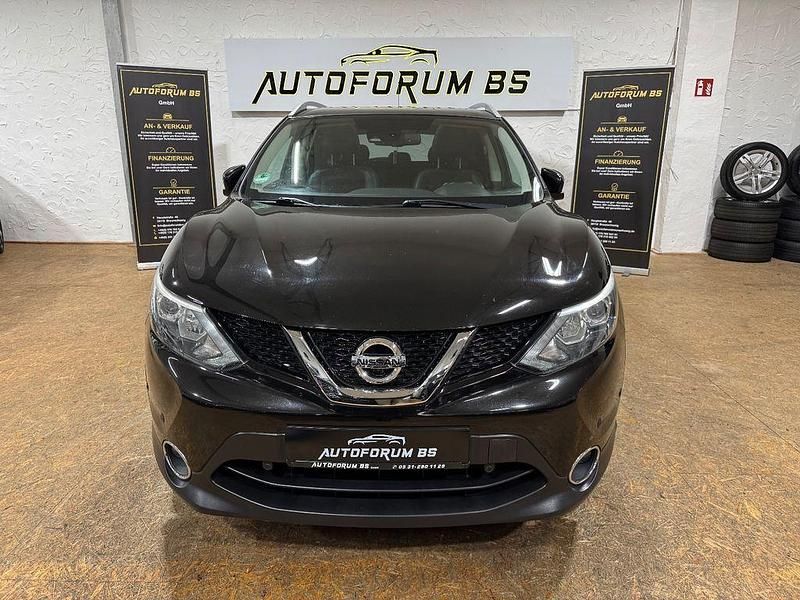 Gebraucht Nissan Qashqai 360º 131 PS (96 kW) 2015 Schwarz SUV