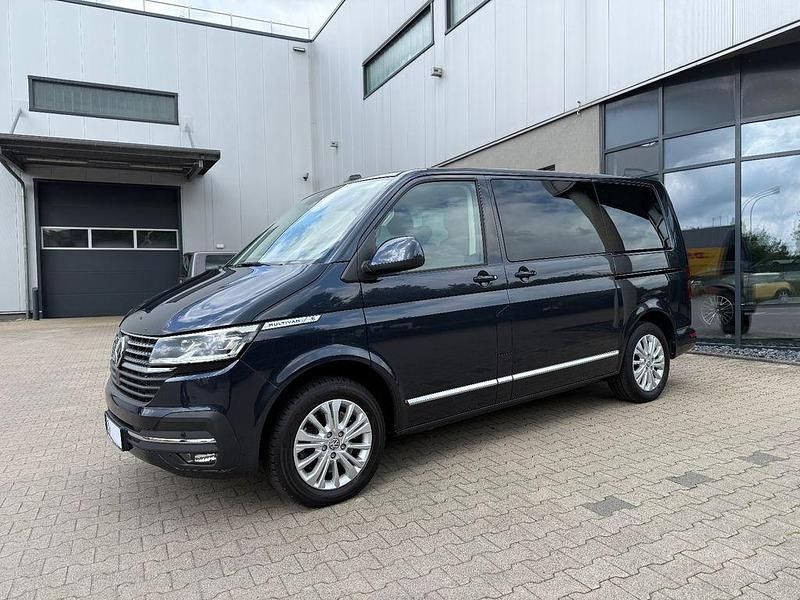 Blau Gebraucht 2021 VW Multivan Generation Six Van | 49.990 € (Teuer) - Bild 1/4