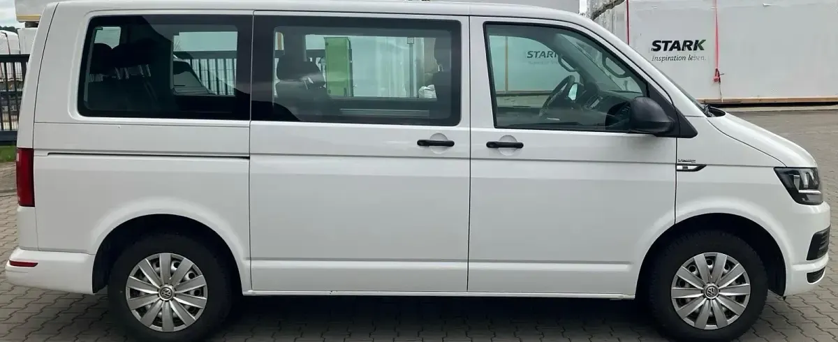 Gebraucht VW Multivan 150 PS (110 kW) 2018 Weiß Van / Kleinbus