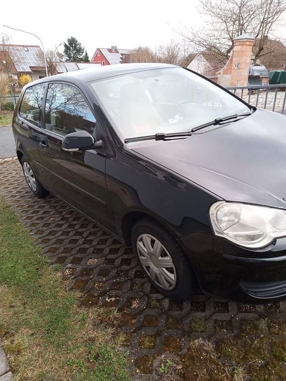 Gebraucht VW Polo 60 PS (44 kW) 2008 Schwarz Kleinwagen