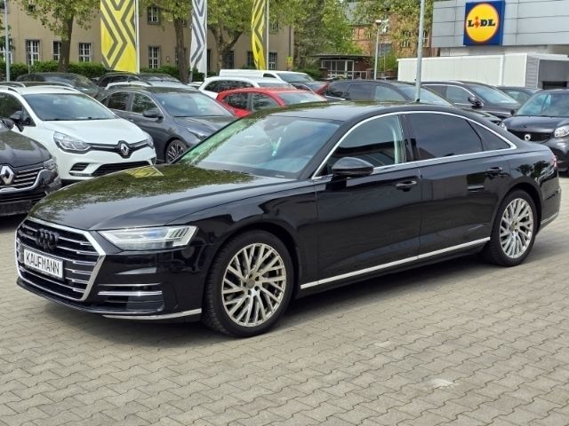 Schwarz Gebraucht 2018 Audi A8 Ambiente Limousine | 43.890 € (Teuer) - Bild 1/4