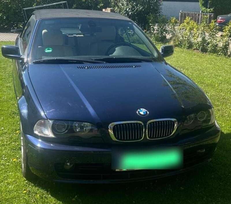 Blau Gebraucht 2002 BMW 325 Cabriolet Cabrio | 7.900 € (Guter Preis) - Bild 1/4