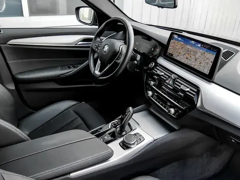 Gebraucht BMW 530 Efficient Dynamics 252 PS (185 kW) 2022 Schwarz Limousine