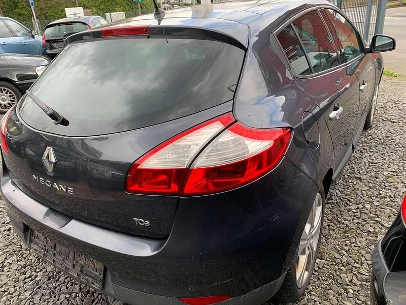 Gebraucht Renault Mégane III Dynamique 131 PS (96 kW) 2009 Grau eclipse Kleinwagen