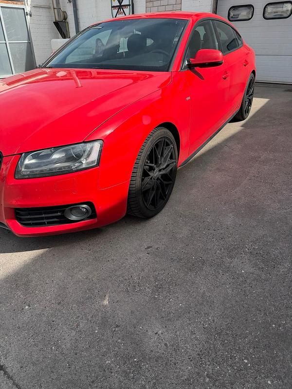 Gebraucht Audi A5 S-Line 170 PS (125 kW) 2011 Rot Coupé