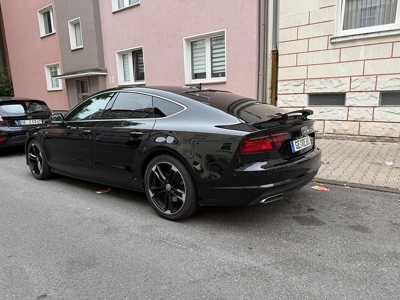 Schwarz Gebraucht 2017 Audi A7 Comfort Kleinwagen | 29.500 € (Guter Preis) - Bild 1/4