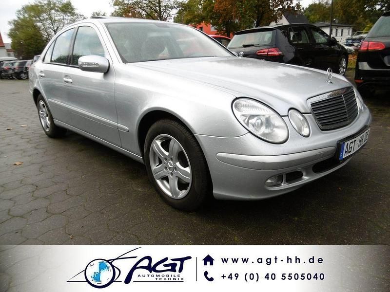 Gebraucht Mercedes E200 163 PS (119 kW) 2006 Iridiumsilber Limousine