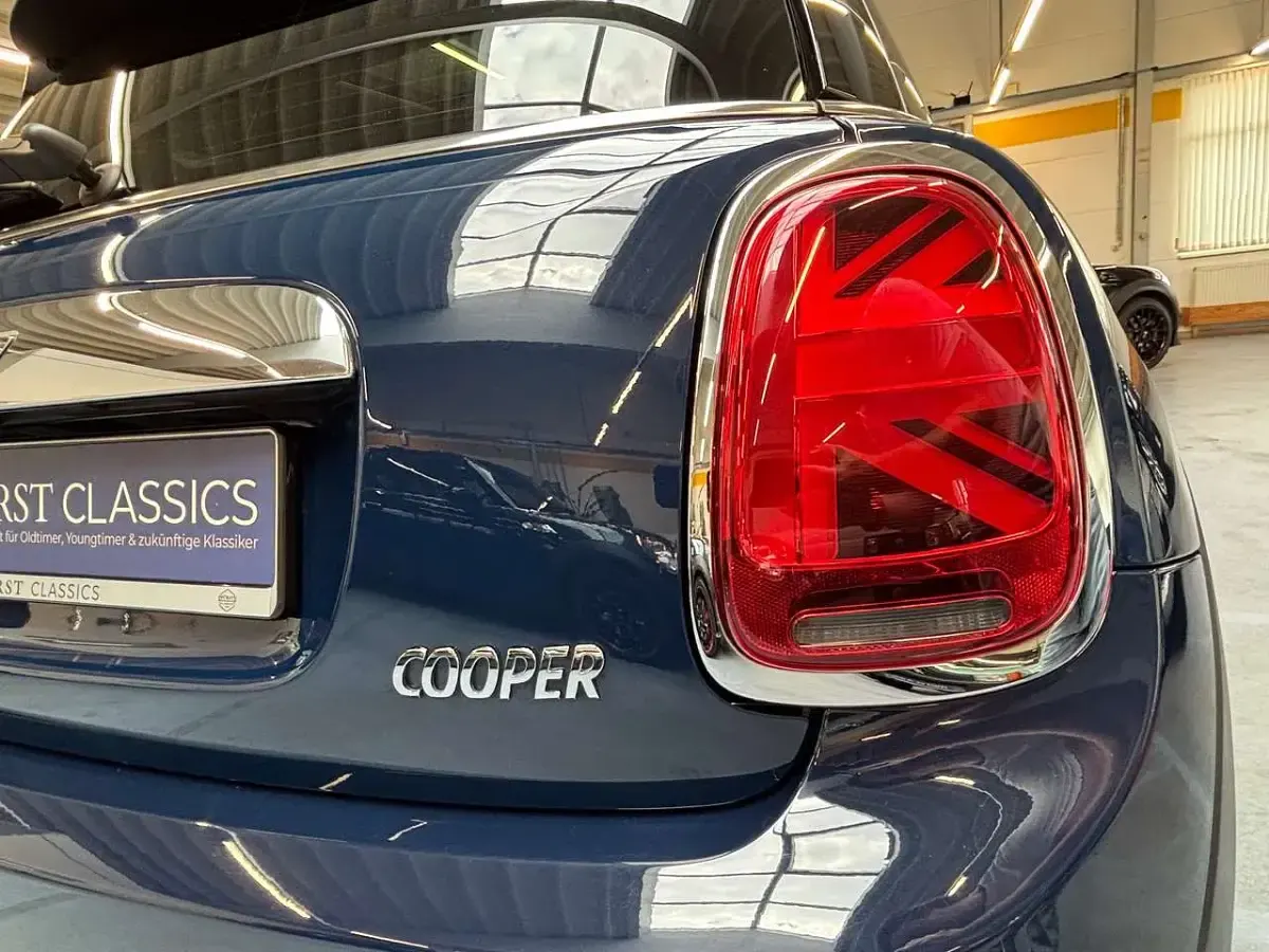 Gebraucht Mini Cooper Chili 136 PS (100 kW) 2018 Lapisluxury blue Kleinwagen