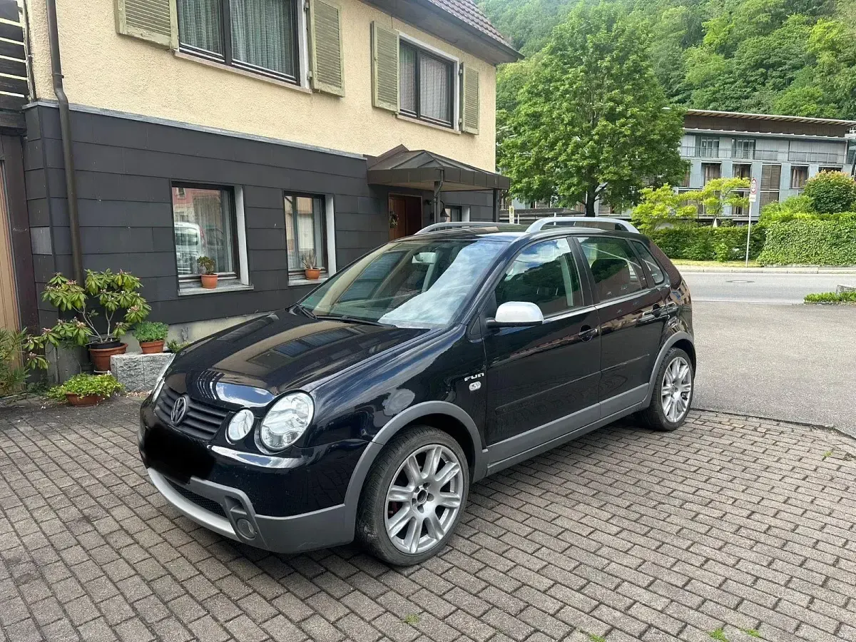 Gebraucht VW Polo Cross 75 PS (55 kW) 2004 Schwarz Kleinwagen