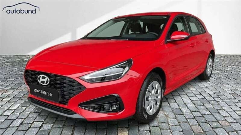 Rot / engine red Neu 2025 Hyundai i30 Comfort Kleinwagen | 18.970 € (Superpreis) - Bild 1/4
