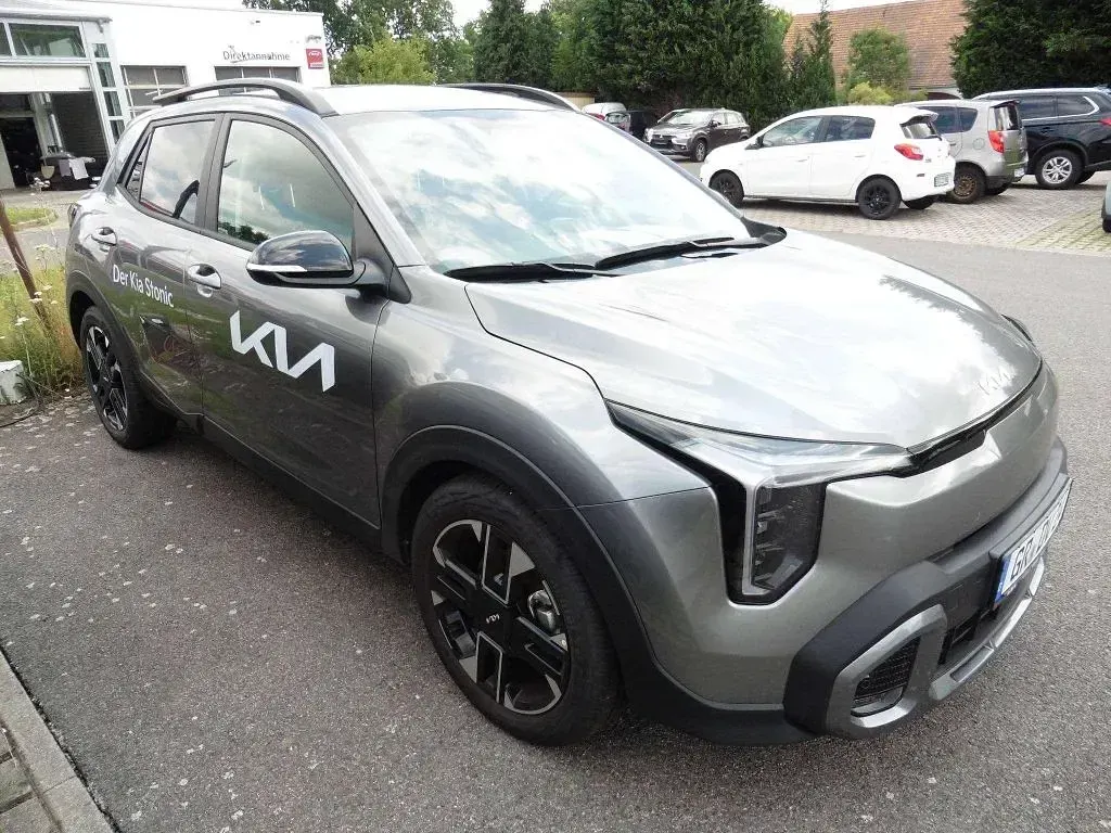 Gebraucht Kia Stonic GT-Line 114 PS (83 kW) 2026 (m7g) astrograu met. SUV
