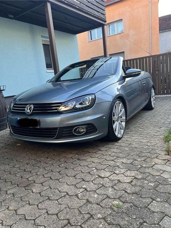 Second-hand VW Eos Cup 140 CP (102 kW) 2015 Albastru Cabrio