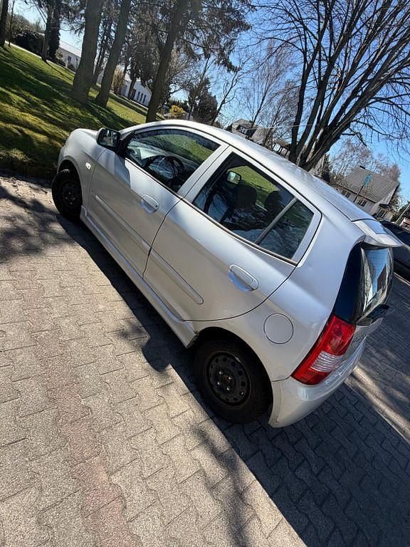 Gebraucht Kia Picanto EX 65 PS (47 kW) 2006 Silber Kleinwagen