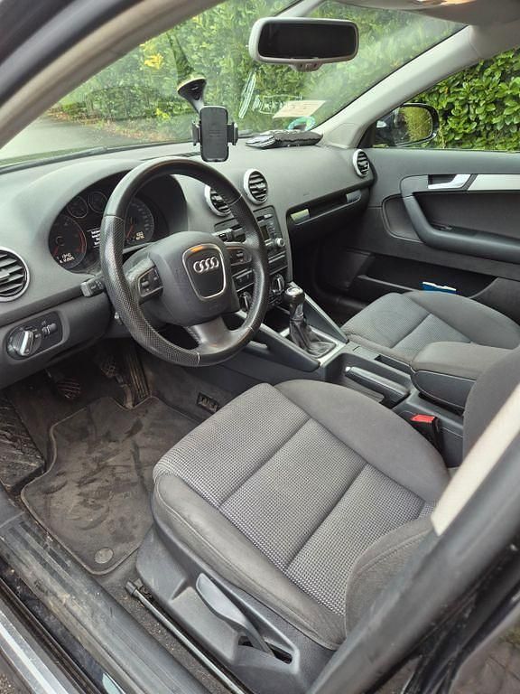Gebraucht Audi A3 Ambition 140 PS (102 kW) 2011 Schwarz Kleinwagen