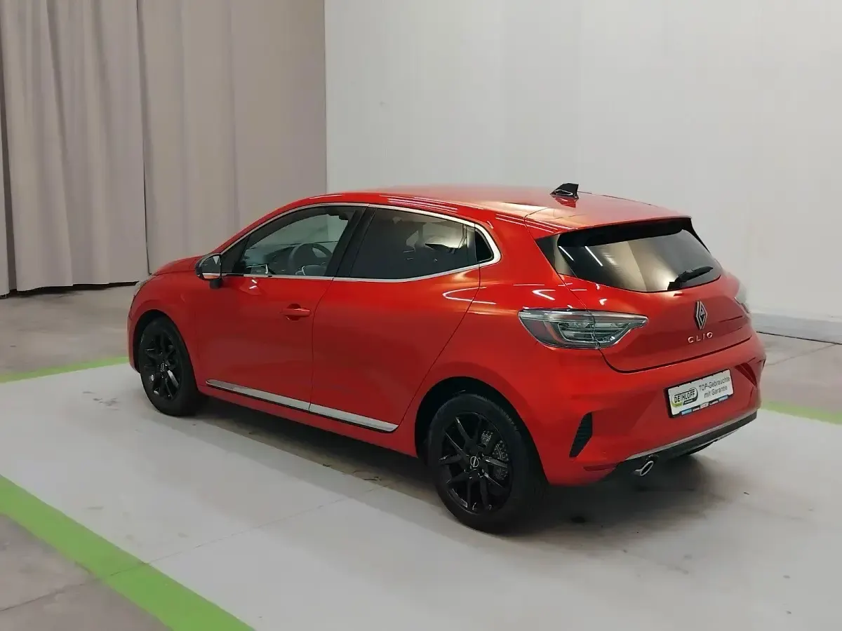 Gebraucht Renault Clio V Techno 91 PS (66 kW) 2025 Rot Kleinwagen