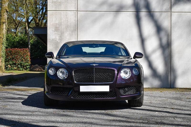 Gebraucht Bentley Continental GT Convertible 507 PS (372 kW) 2014 Violett Cabrio