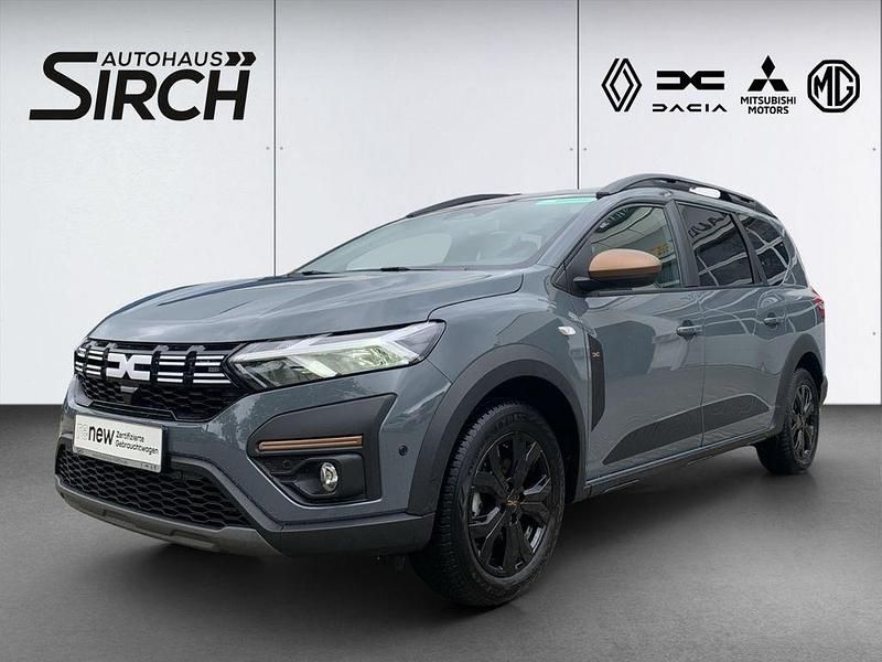 Grau Gebraucht 2024 Dacia Jogger Extreme Van / Kleinbus | 20.990 € (Fairer Preis) - Bild 1/4