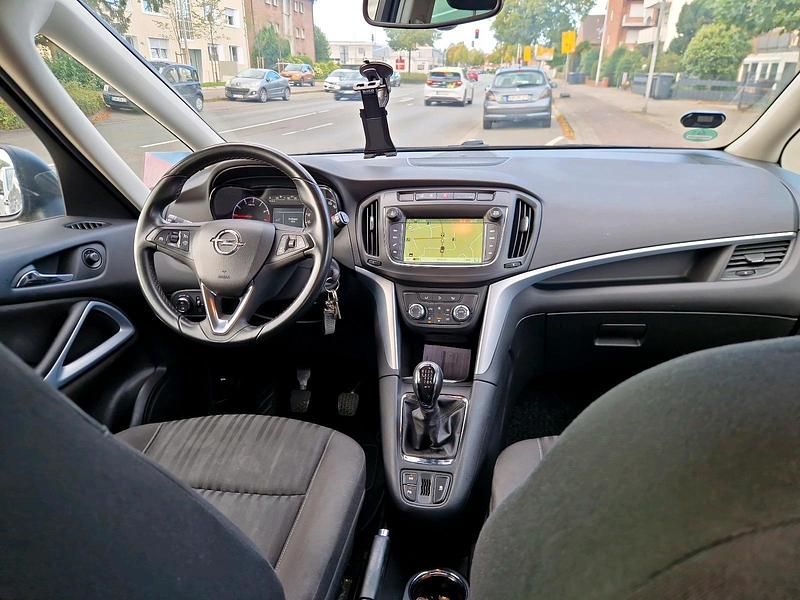 Gebraucht Opel Zafira 140 PS (102 kW) 2017 Grau Van / Kleinbus