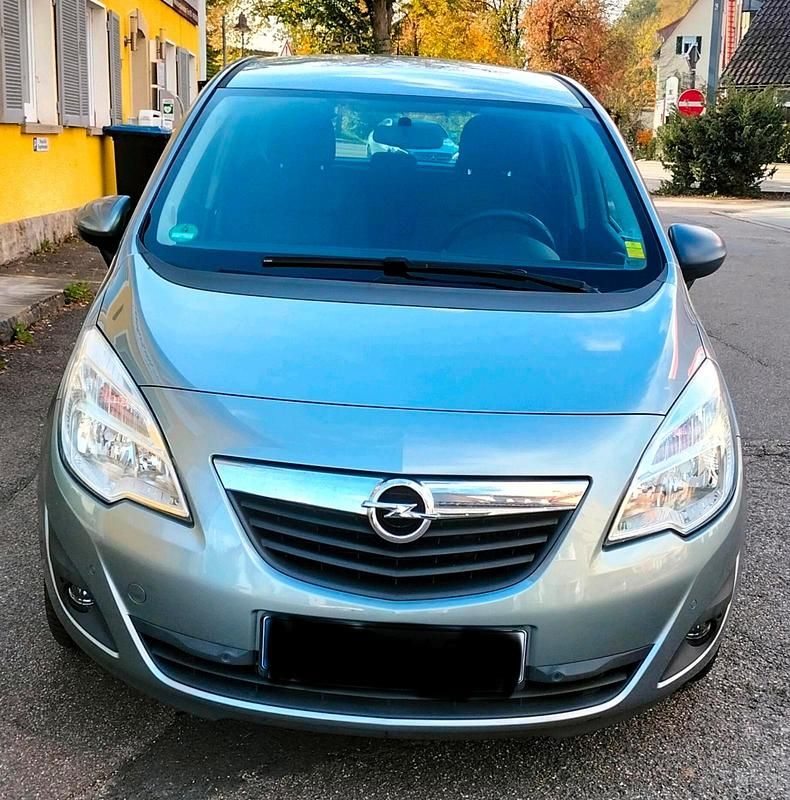 Grau Gebraucht 2011 Opel Meriva Van / Kleinbus | 4.200 € (Fairer Preis) - Bild 1/4