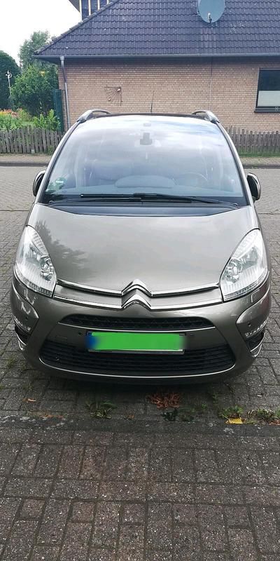 Braun Gebraucht 2012 Citroën Grand C4 Picasso Van / Kleinbus | 5.500 € (Fairer Preis) - Bild 1/4