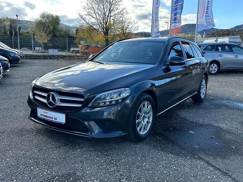 Grafitgrau metalliclack Gebraucht 2021 Mercedes C200 Kombi | 16.660 € (Superpreis) - Bild 1/4