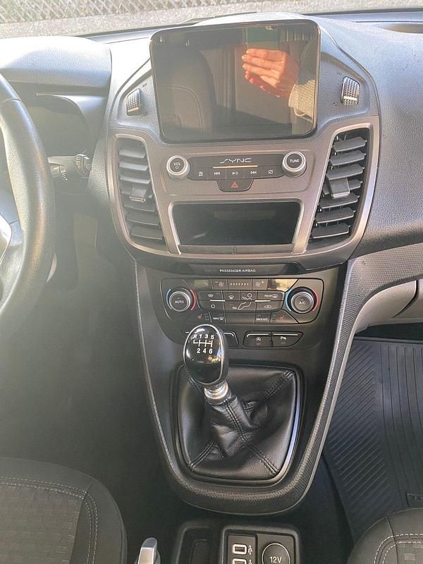 Gebraucht Ford Transit Connect 120 PS (88 kW) 2019 Grau Van / Kleinbus