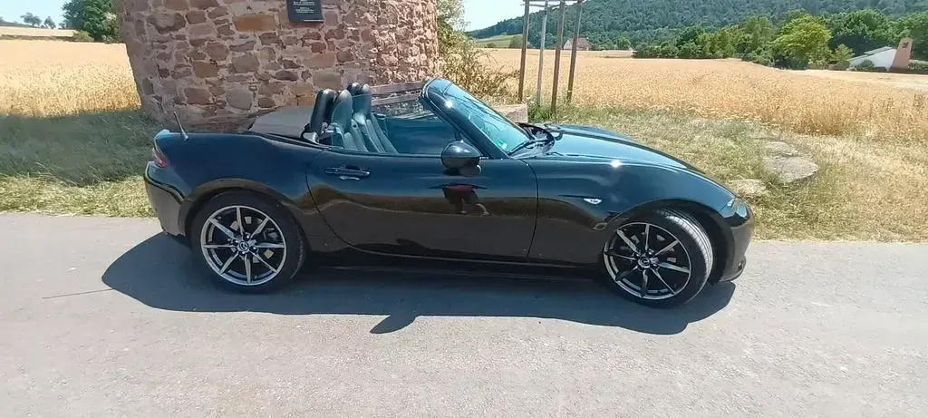 Gebraucht Mazda MX5 Sports-Line 160 PS (117 kW) 2016 Schwarz Cabrio
