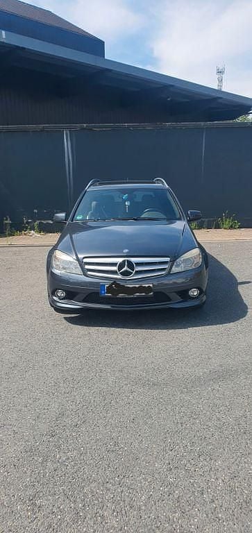 Grau Gebraucht 2009 Mercedes C250 Avantgarde Limousine | 2.700 € (Superpreis) - Bild 1/4
