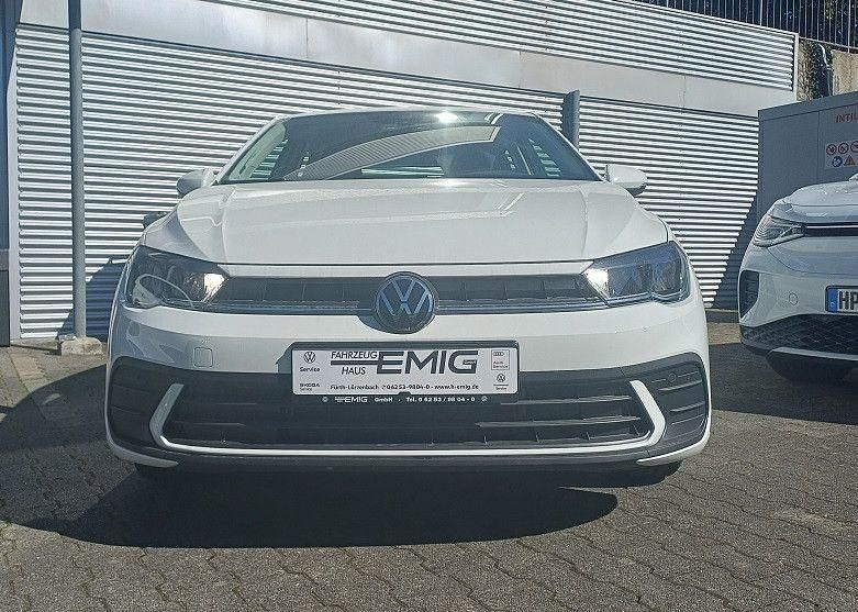 Gebraucht VW Polo Basis 80 PS (58 kW) 2025 Weiß Limousine