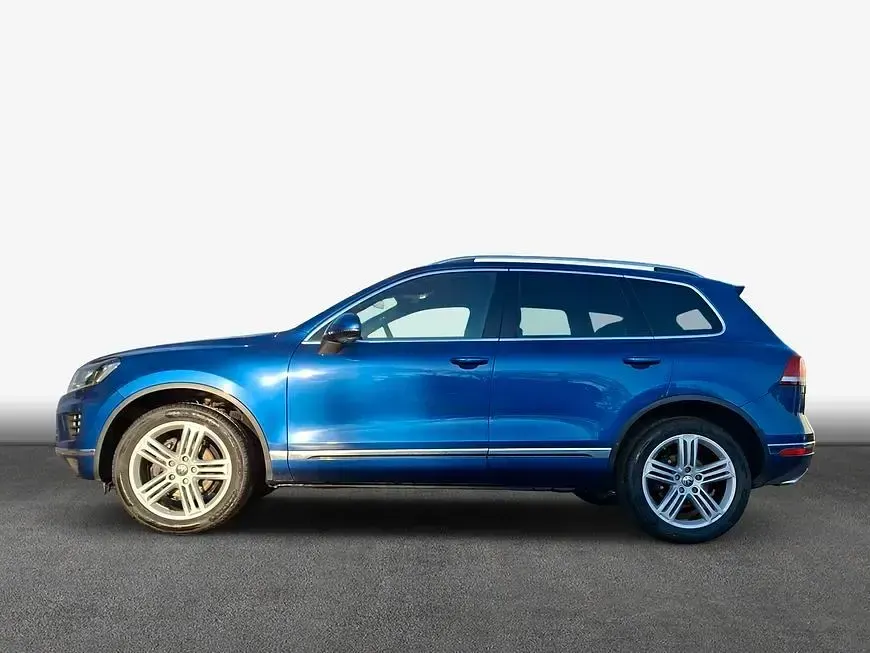 Używany VW Touareg S 262 KM (192 kW) 2018 Niebieski SUV