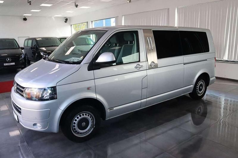Gebraucht VW Transporter 150 PS (110 kW) 2014 Reflexsilber Van