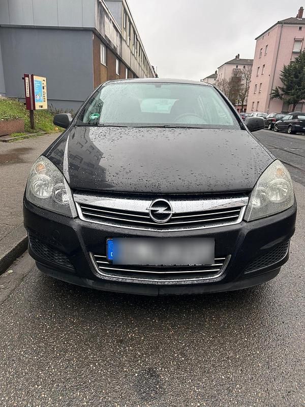 Gebraucht Opel Astra 90 PS (66 kW) 2009 Schwarz Kleinwagen