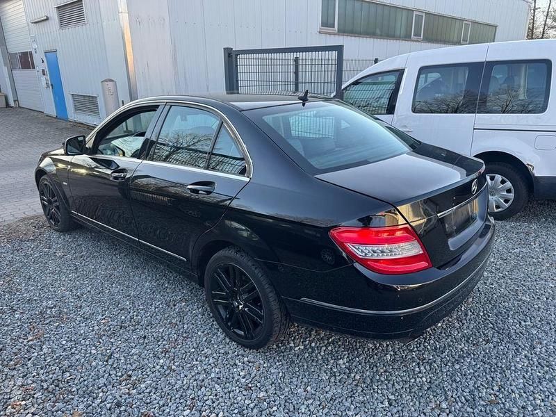 Gebraucht Mercedes C180 156 PS (114 kW) 2007 Schwarz Limousine