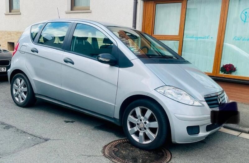 Silber Gebraucht 2005 Mercedes A150 Limousine | 5.999 € (Etwas zu teuer) - Bild 1/4