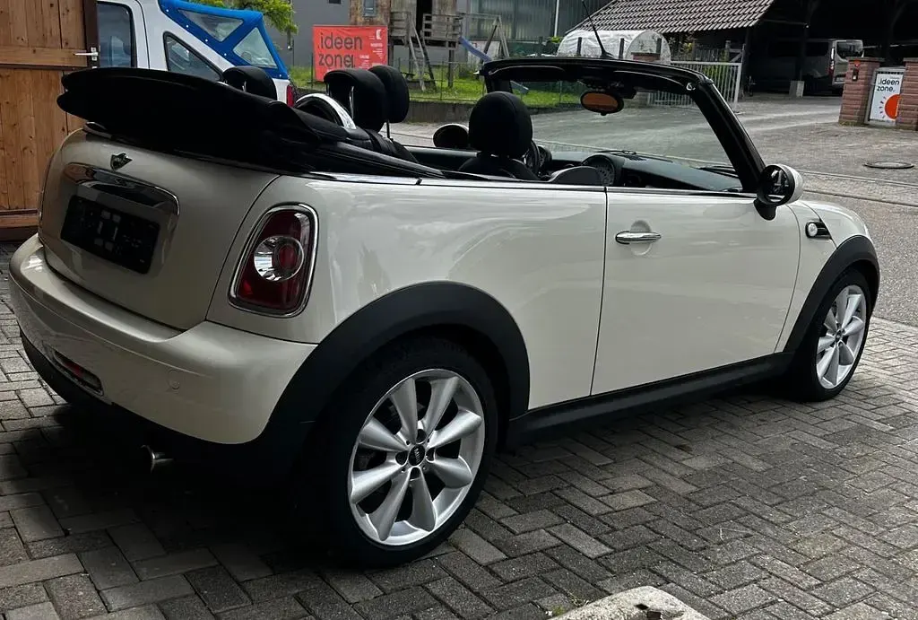 Gebraucht Mini Cooper 122 PS (89 kW) 2013 Weiß Kleinwagen