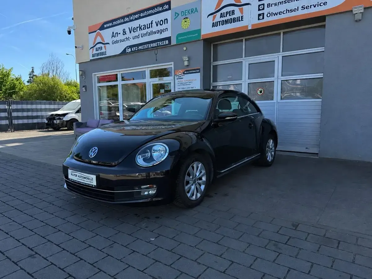 Gebraucht VW Beetle 105 PS (77 kW) 2013 Schwarz Kleinwagen