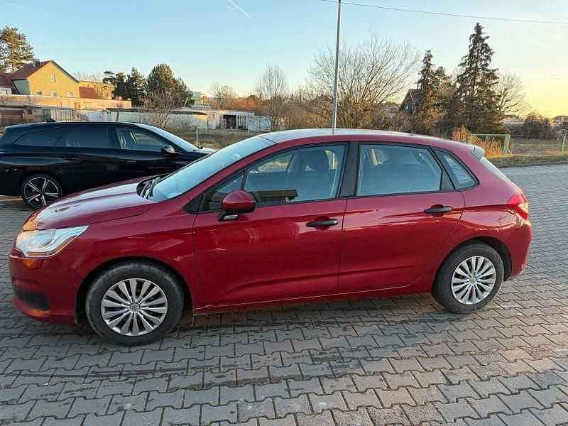 Gebraucht Citroën C4 95 PS (69 kW) 2013 Limousine