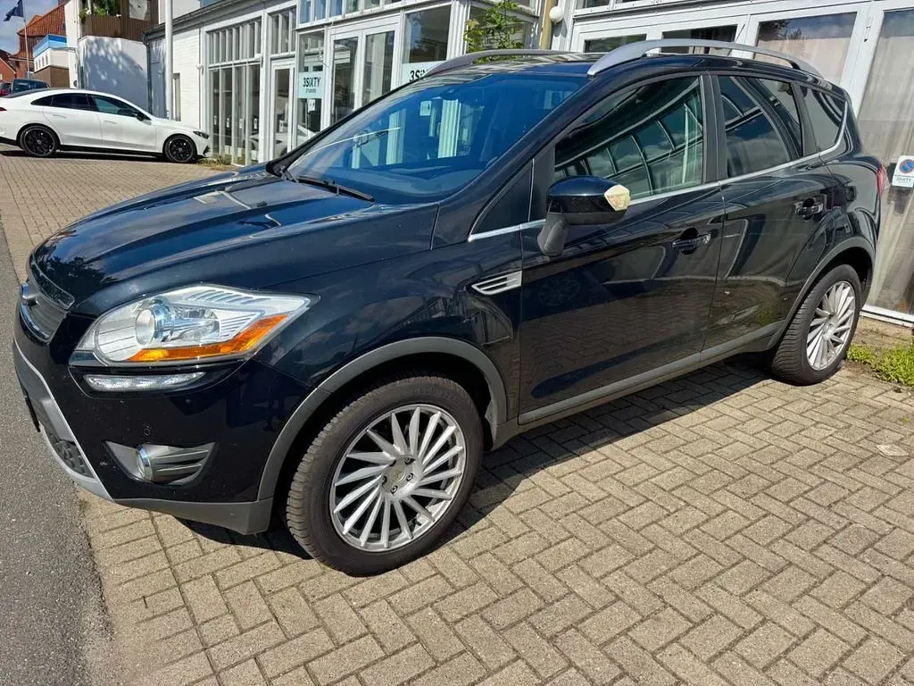Gebraucht Ford Kuga 140 PS (102 kW) 2012 Schwarz SUV