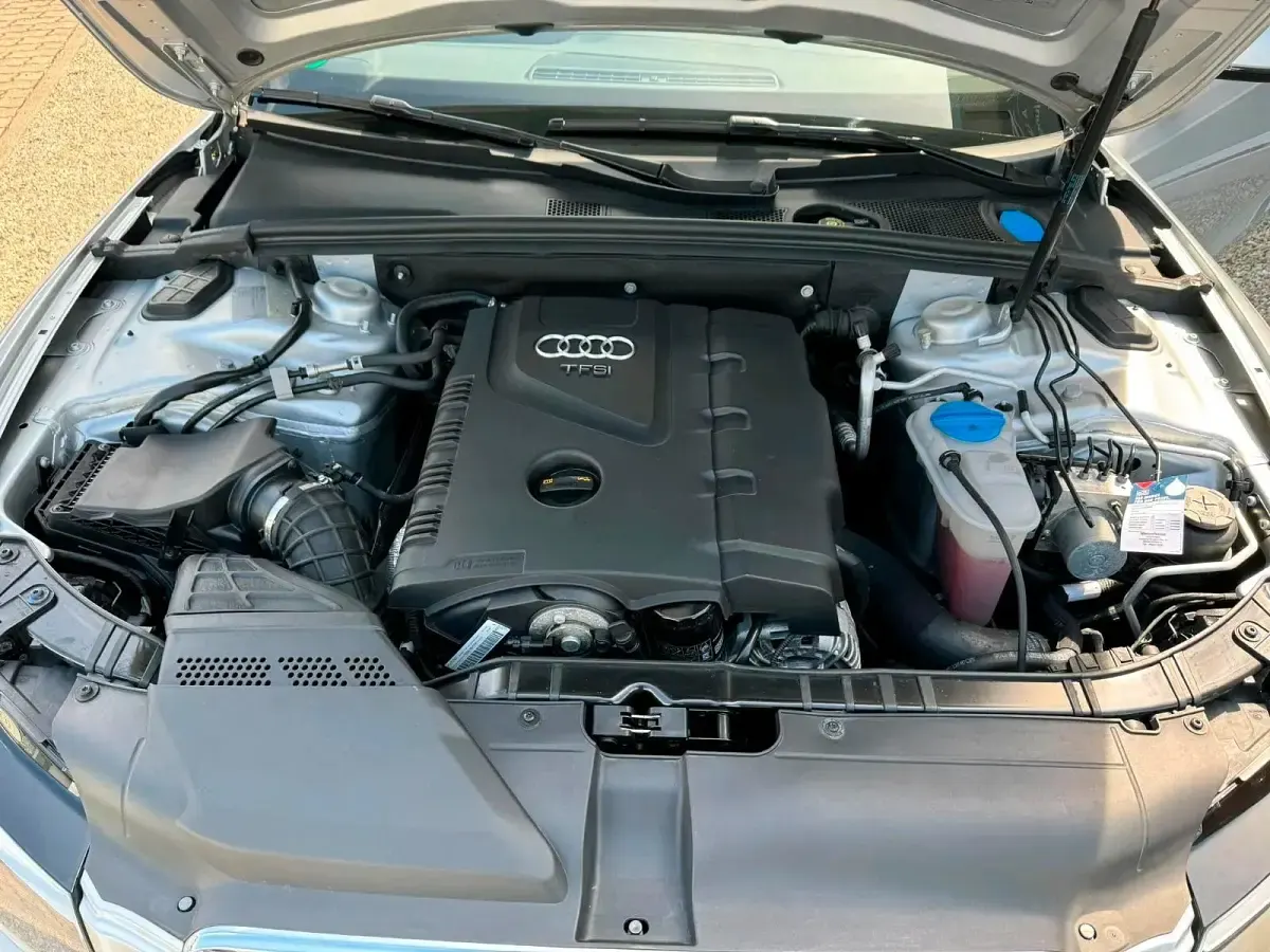 Gebraucht Audi A5 Cabriolet 211 PS (155 kW) 2010 Silber Cabrio