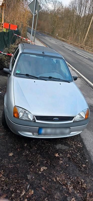 Gebraucht Ford Fiesta 60 PS (44 kW) 2000 Silber Kleinwagen