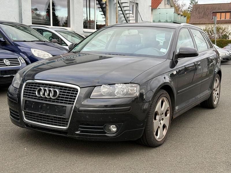 Schwarz Gebraucht 2005 Audi A3 Ambition Limousine | 4.999 € (Etwas zu teuer) - Bild 1/4