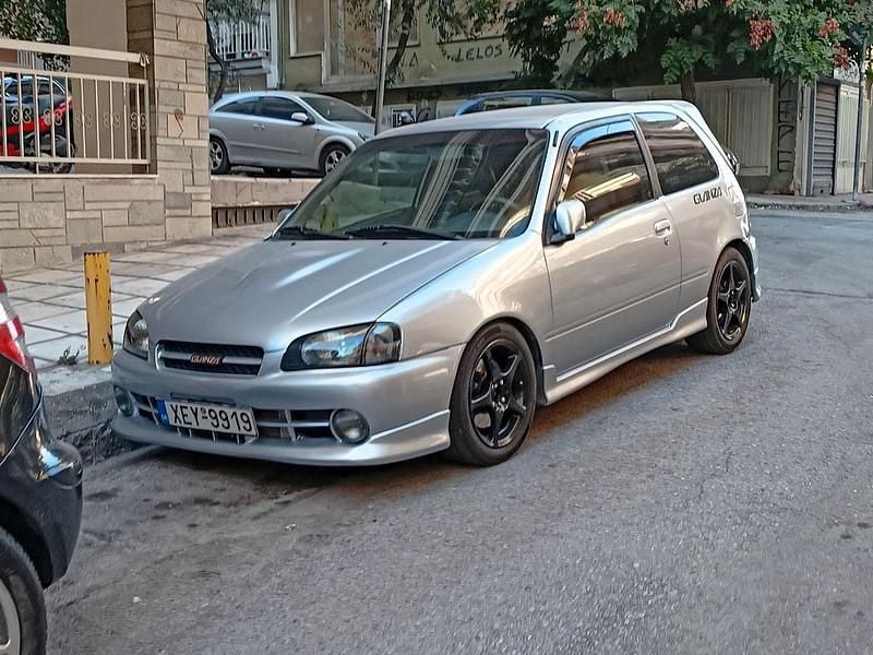 Silber Gebraucht 1997 Toyota Starlet Kleinwagen | 7.700 € - Bild 1/4
