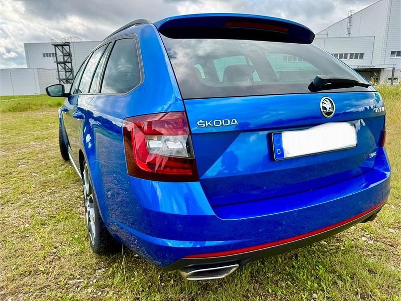Gebraucht Skoda Octavia RS 184 PS (135 kW) 2017 Blau Kombi