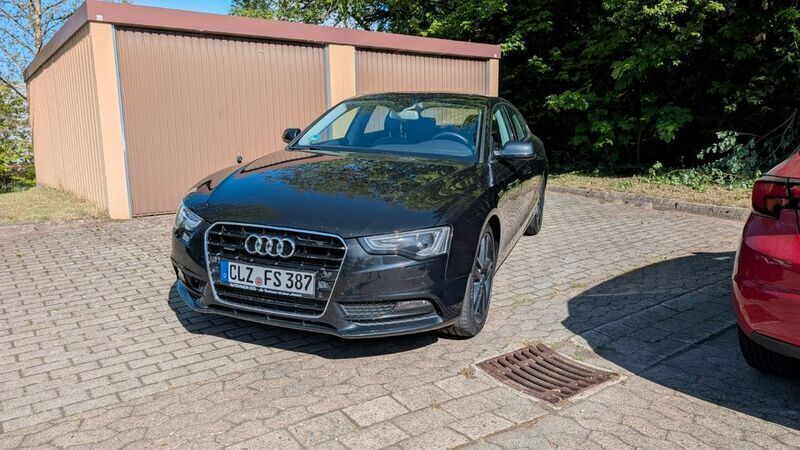 Schwarz Gebraucht 2012 Audi A5 Sportback Sport Limousine | 15.100 € (Fairer Preis) - Bild 1/4