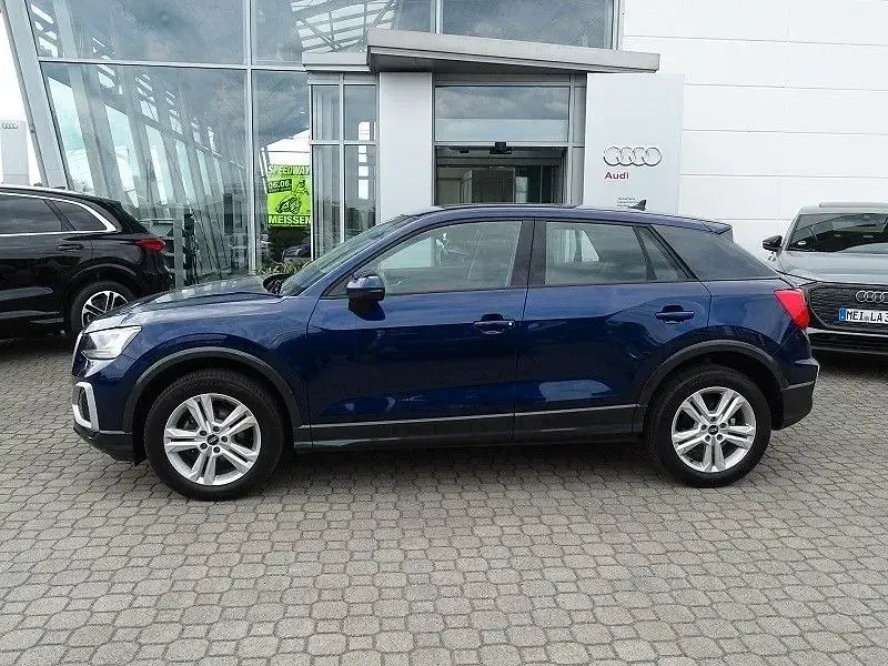 Gebraucht Audi Q2 Advanced Plus 110 PS (80 kW) 2023 Blau SUV